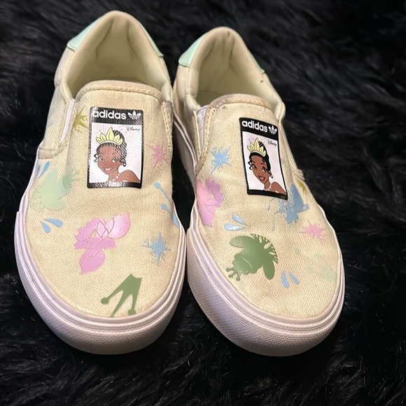 DISNEY x Court Rallye 'THE PRINCESS and the FROG Slip In Shoes GirlsSz 2 TIANA - Picture 5 of 15